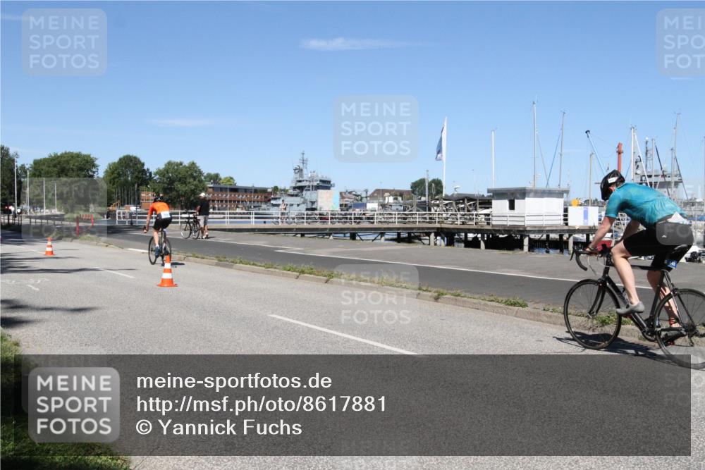 17.08.2025 - KN Förde Triathlon 2025 Yannick Fuchs http://msf.ph/oto/8617881 17.08.2025 12:52:19 Radfahren 395, 428, 437, 448, 450, 472 meine-sportfotos.de