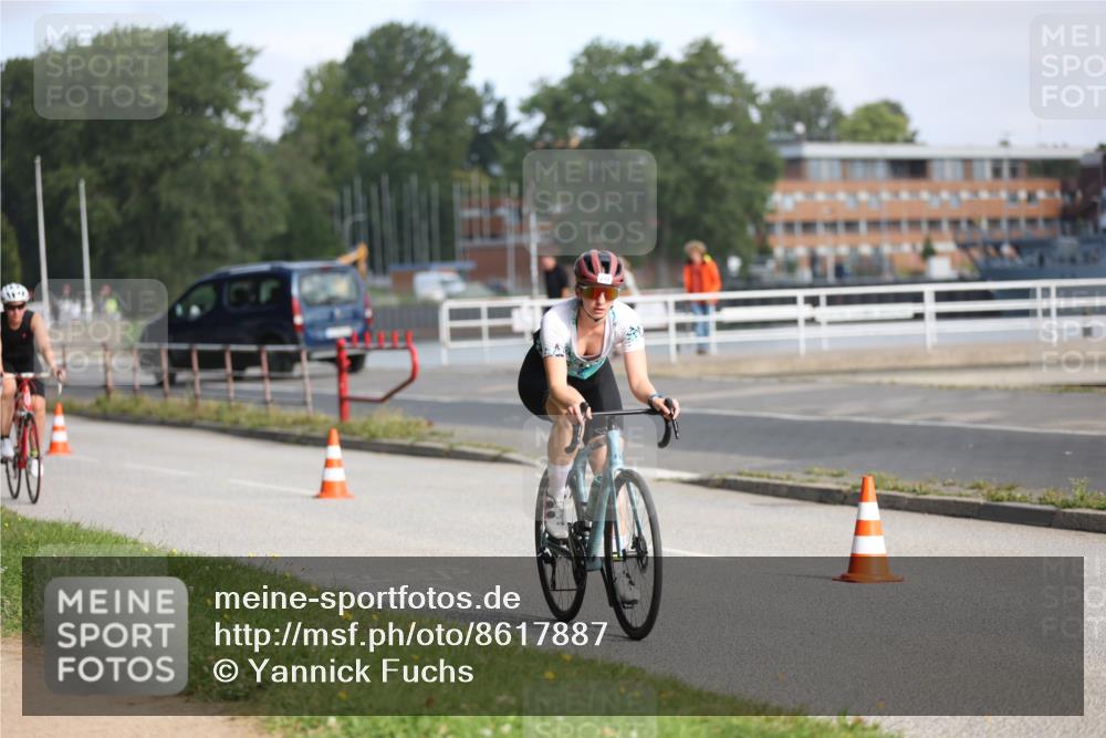 17.08.2025 - KN Förde Triathlon 2025 Yannick Fuchs http://msf.ph/oto/8617887 17.08.2025 09:43:56 Radfahren 111, 122, 127, 145, 146, 147, 148, 151, 162, 208, 215, 218, 242, 148, 244 meine-sportfotos.de