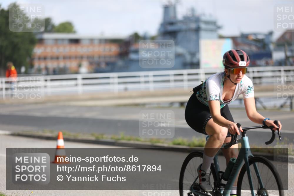 17.08.2025 - KN Förde Triathlon 2025 Yannick Fuchs http://msf.ph/oto/8617894 17.08.2025 09:43:57 Radfahren 111, 122, 127, 145, 146, 147, 151, 162, 208, 215, 218, 242, 111, 127, 148, 215, 244 meine-sportfotos.de