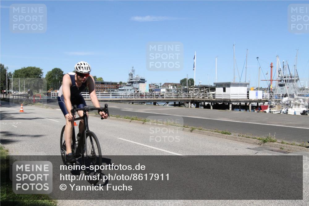 17.08.2025 - KN Förde Triathlon 2025 Yannick Fuchs http://msf.ph/oto/8617911 17.08.2025 12:52:47 Radfahren 404, 426, 446, 464 meine-sportfotos.de