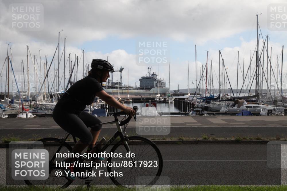 17.08.2025 - KN Förde Triathlon 2025 Yannick Fuchs http://msf.ph/oto/8617923 17.08.2025 09:50:25 Radfahren 106, 117 meine-sportfotos.de