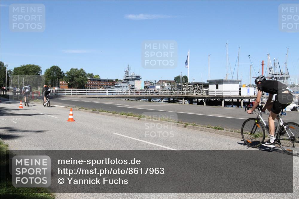 17.08.2025 - KN Förde Triathlon 2025 Yannick Fuchs http://msf.ph/oto/8617963 17.08.2025 12:53:32 Radfahren 411, 430, 435, 436, 461, 473, 476, 509 meine-sportfotos.de