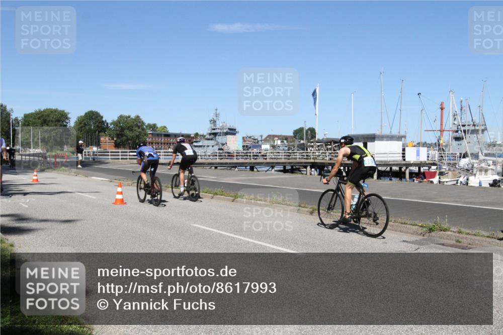 17.08.2025 - KN Förde Triathlon 2025 Yannick Fuchs http://msf.ph/oto/8617993 17.08.2025 12:53:43 Radfahren 401, 418, 432, 452, 465, 471, 472, 493 meine-sportfotos.de