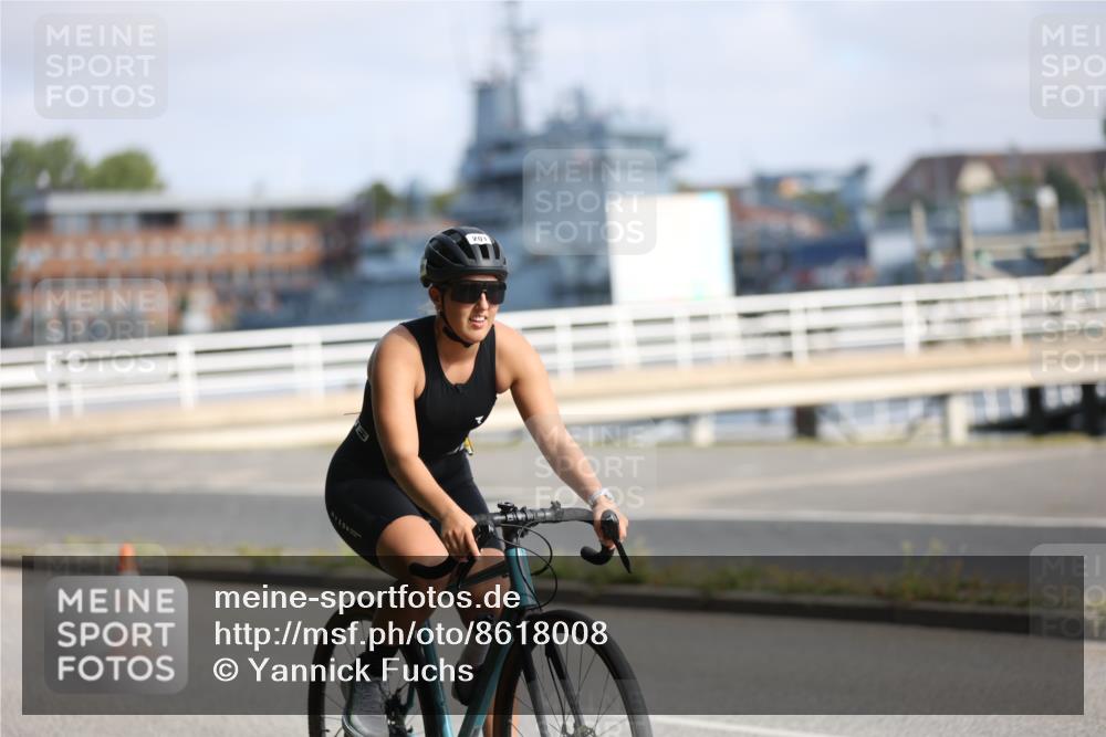 17.08.2025 - KN Förde Triathlon 2025 Yannick Fuchs http://msf.ph/oto/8618008 17.08.2025 09:44:48 Radfahren 101, 105, 150, 195, 200, 201, 230, 252, 253, 212, 252 meine-sportfotos.de