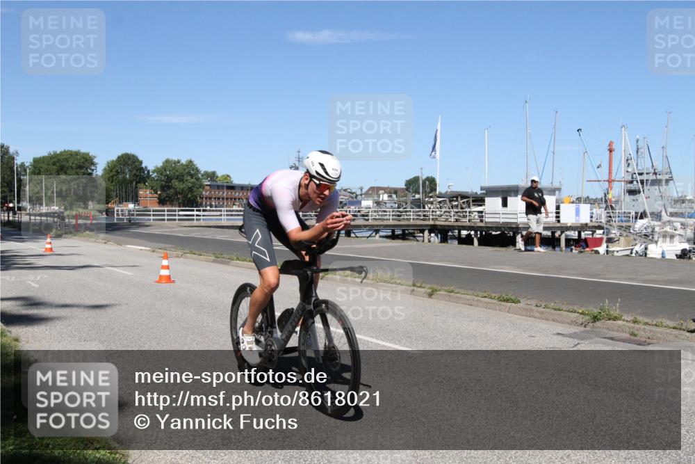 17.08.2025 - KN Förde Triathlon 2025 Yannick Fuchs http://msf.ph/oto/8618021 17.08.2025 12:54:09 Radfahren 404, 448, 467, 469 meine-sportfotos.de