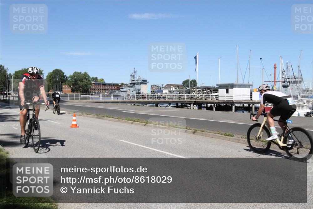 17.08.2025 - KN Förde Triathlon 2025 Yannick Fuchs http://msf.ph/oto/8618029 17.08.2025 12:54:18 Radfahren 398, 404, 409, 412, 453, 459, 470, 475 meine-sportfotos.de