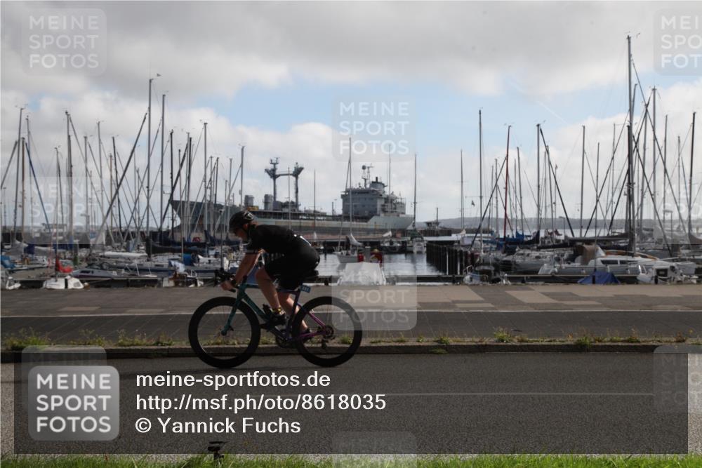 17.08.2025 - KN Förde Triathlon 2025 Yannick Fuchs http://msf.ph/oto/8618035 17.08.2025 09:51:28 Radfahren 110, 125, 131, 153, 158, 181, 207, 221 meine-sportfotos.de