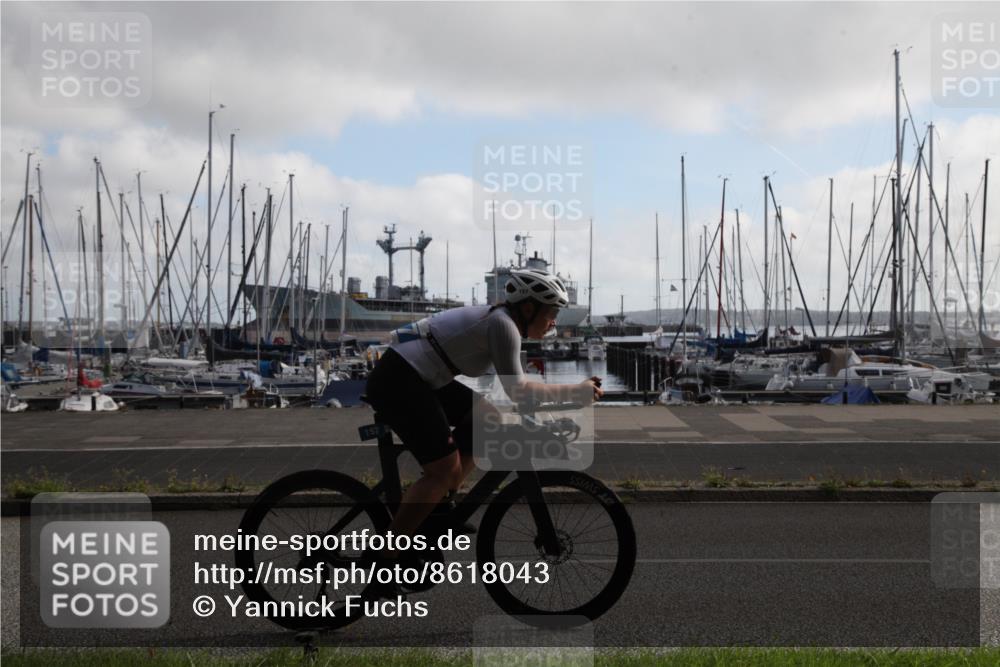 17.08.2025 - KN Förde Triathlon 2025 Yannick Fuchs http://msf.ph/oto/8618043 17.08.2025 09:51:36 Radfahren 107, 119, 125, 153, 157 meine-sportfotos.de