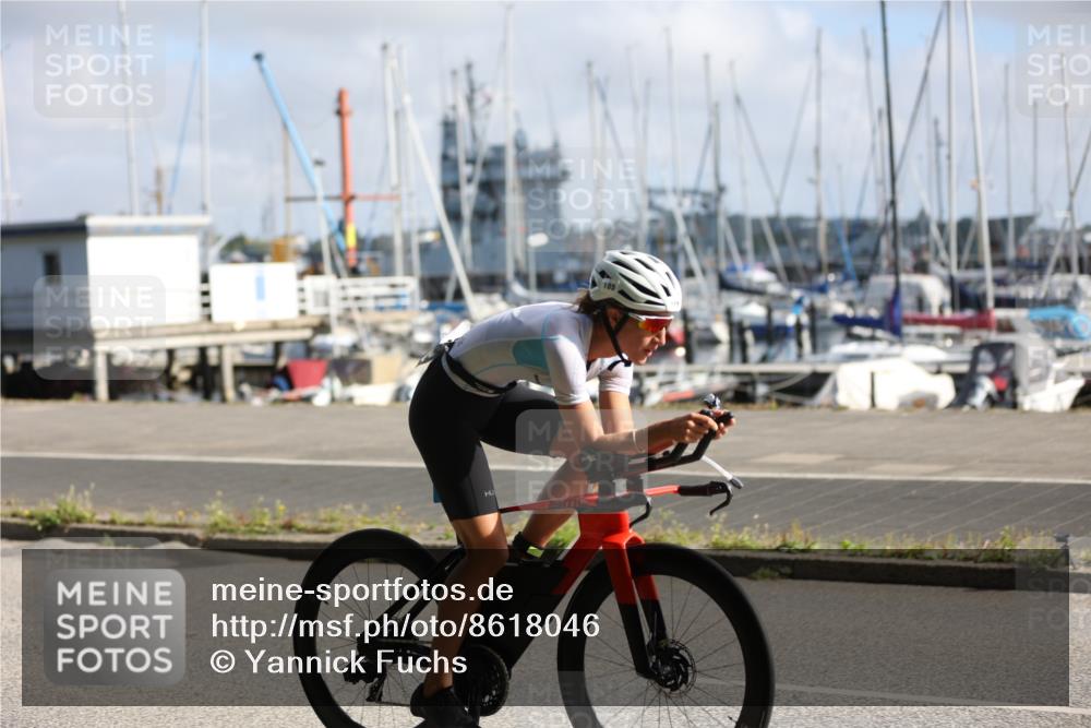 17.08.2025 - KN Förde Triathlon 2025 Yannick Fuchs http://msf.ph/oto/8618046 17.08.2025 09:44:56 Radfahren 101, 105, 253, 150, 195, 200, 201, 230 meine-sportfotos.de