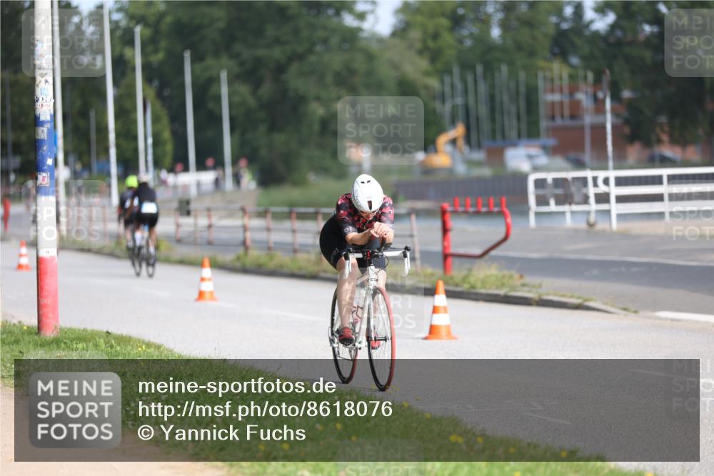 17.08.2025 - KN Förde Triathlon 2025 Yannick Fuchs http://msf.ph/oto/8618076 17.08.2025 09:45:21 Radfahren 116, 128, 135, 152, 190, 197, 235, 116, 166 meine-sportfotos.de