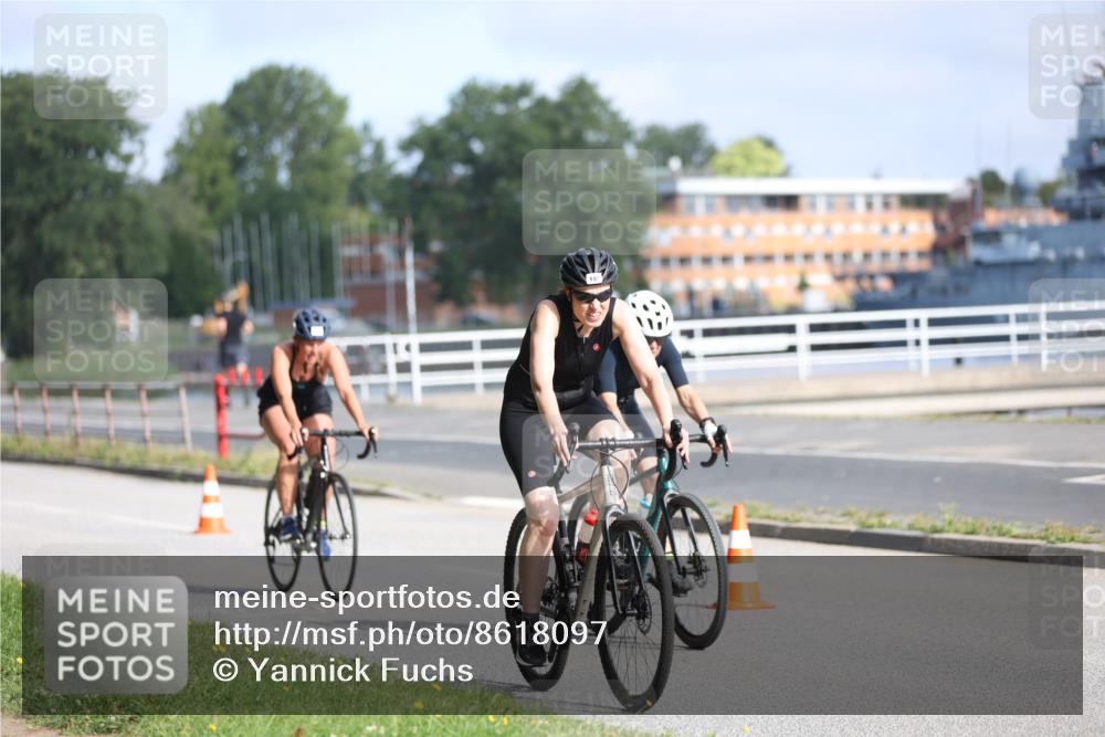 17.08.2025 - KN Förde Triathlon 2025 Yannick Fuchs http://msf.ph/oto/8618097 17.08.2025 09:45:27 Radfahren 128, 130, 135, 138, 142, 190, 197, 235, 237, 116, 152 meine-sportfotos.de
