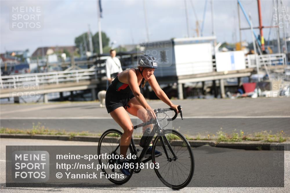 17.08.2025 - KN Förde Triathlon 2025 Yannick Fuchs http://msf.ph/oto/8618103 17.08.2025 09:45:28 Radfahren 128, 130, 135, 138, 142, 190, 197, 235, 237, 152 meine-sportfotos.de