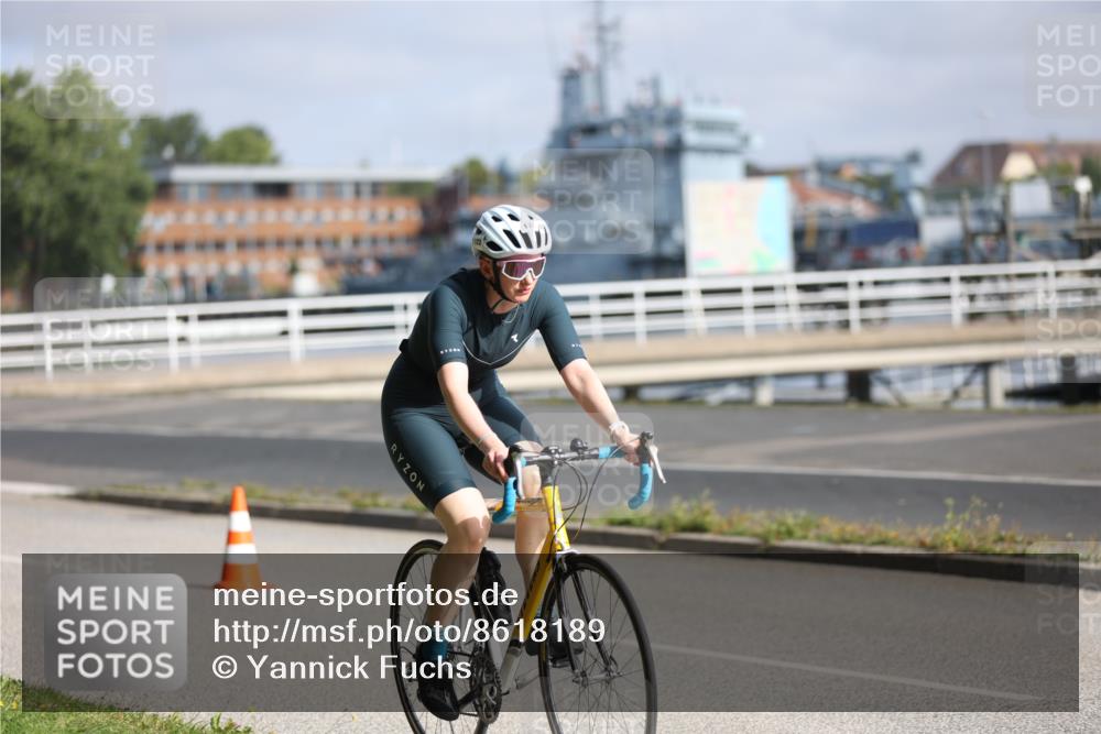 17.08.2025 - KN Förde Triathlon 2025 Yannick Fuchs http://msf.ph/oto/8618189 17.08.2025 09:45:52 Radfahren 115, 118, 122, 139, 139, 145, 146, 151 meine-sportfotos.de