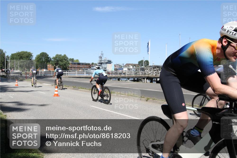 17.08.2025 - KN Förde Triathlon 2025 Yannick Fuchs http://msf.ph/oto/8618203 17.08.2025 12:56:36 Radfahren 396, 407, 422, 443, 487, 498, 500, 501, 505, 506, 513 meine-sportfotos.de