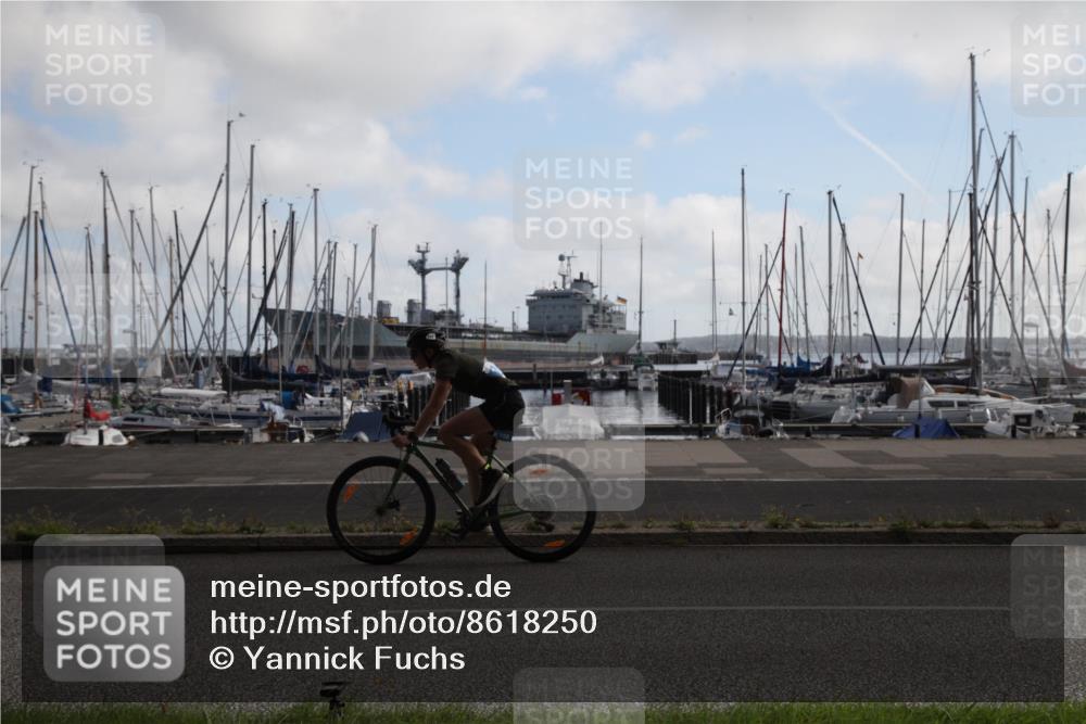 17.08.2025 - KN Förde Triathlon 2025 Yannick Fuchs http://msf.ph/oto/8618250 17.08.2025 09:54:15 Radfahren 102, 126, 128, 155, 156, 175 meine-sportfotos.de