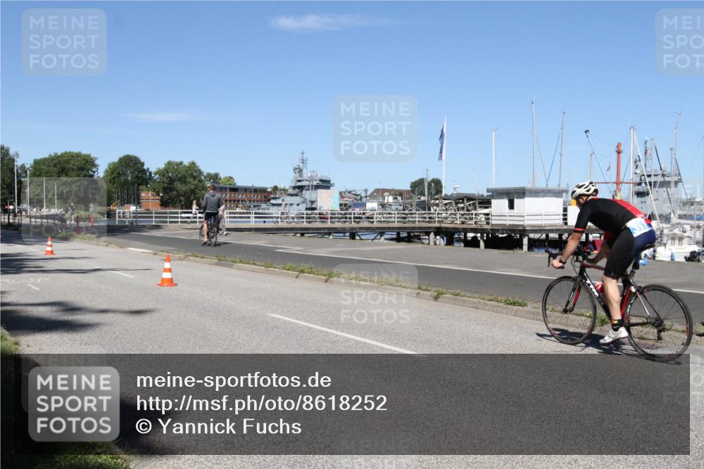 17.08.2025 - KN Förde Triathlon 2025 Yannick Fuchs http://msf.ph/oto/8618252 17.08.2025 12:57:35 Radfahren 357, 397, 529, 544 meine-sportfotos.de