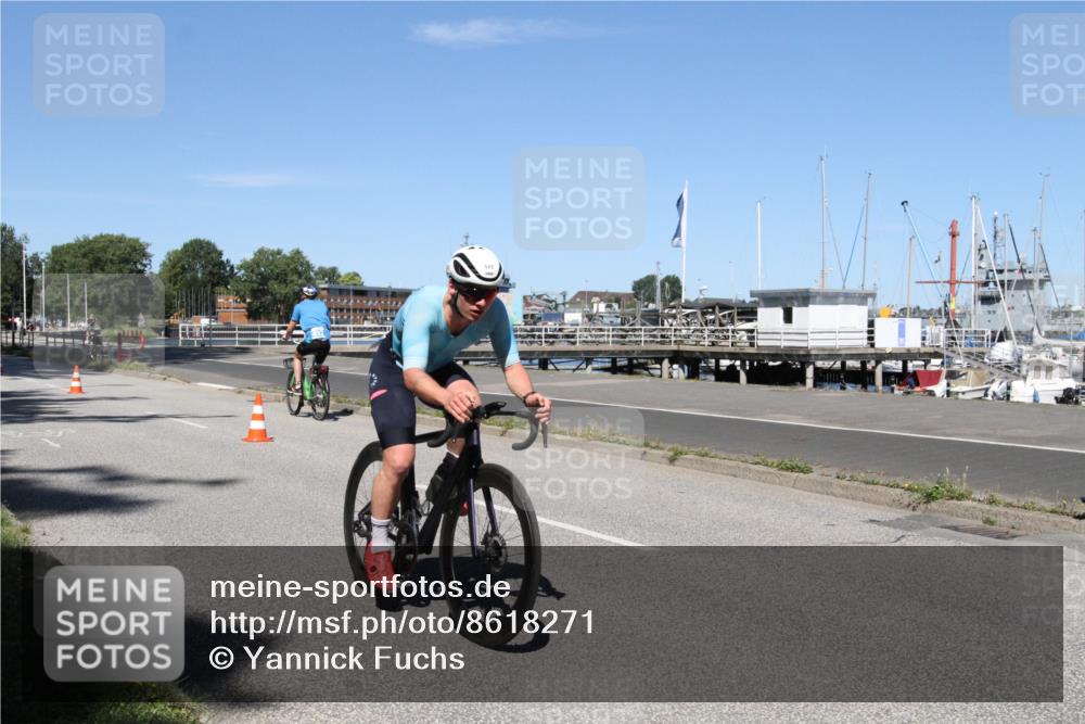 17.08.2025 - KN Förde Triathlon 2025 Yannick Fuchs http://msf.ph/oto/8618271 17.08.2025 12:57:57 Radfahren 415, 422, 492, 501, 513, 548 meine-sportfotos.de