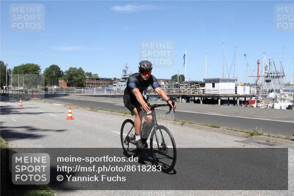 17.08.2025 - KN Förde Triathlon 2025 Yannick Fuchs http://msf.ph/oto/8618283 17.08.2025 12:58:12 Radfahren 407, 487, 500, 505, 506 meine-sportfotos.de