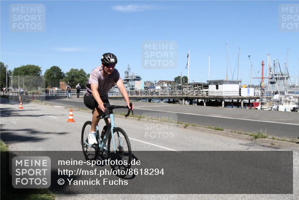17.08.2025 - KN Förde Triathlon 2025 Yannick Fuchs http://msf.ph/oto/8618294 17.08.2025 12:58:24 Radfahren 403, 407, 408, 420, 486, 504, 507, 508 meine-sportfotos.de