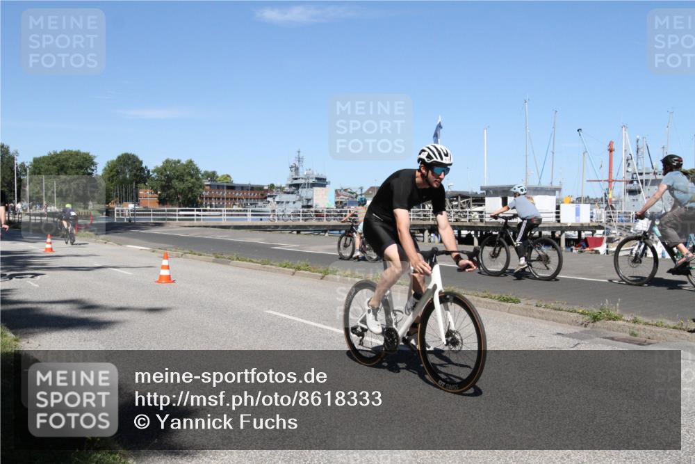 17.08.2025 - KN Förde Triathlon 2025 Yannick Fuchs http://msf.ph/oto/8618333 17.08.2025 12:59:17 Radfahren 397, 410, 423, 427, 431, 447, 519, 529, 532 meine-sportfotos.de