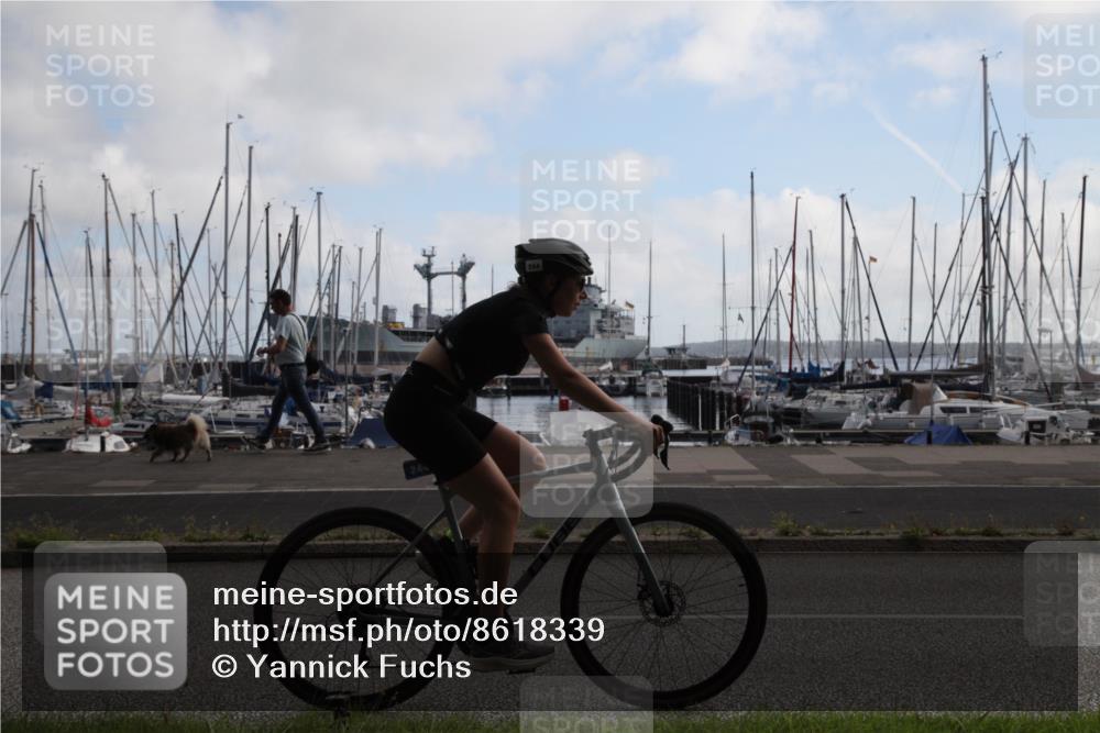 17.08.2025 - KN Förde Triathlon 2025 Yannick Fuchs http://msf.ph/oto/8618339 17.08.2025 09:55:51 Radfahren 243, 244 meine-sportfotos.de