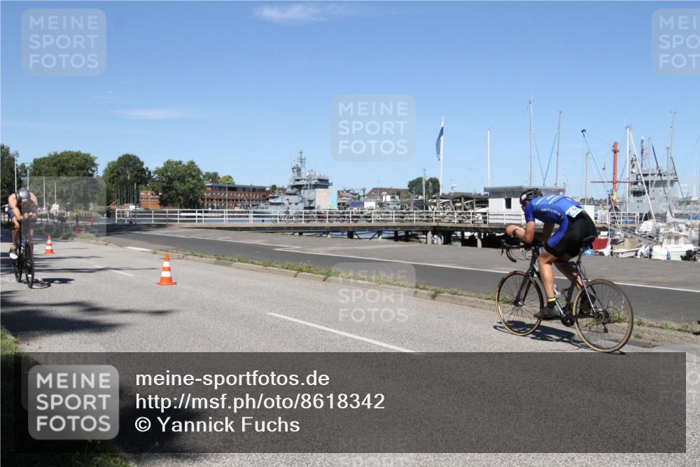 17.08.2025 - KN Förde Triathlon 2025 Yannick Fuchs http://msf.ph/oto/8618342 17.08.2025 12:59:40 Radfahren 403, 408, 433 meine-sportfotos.de
