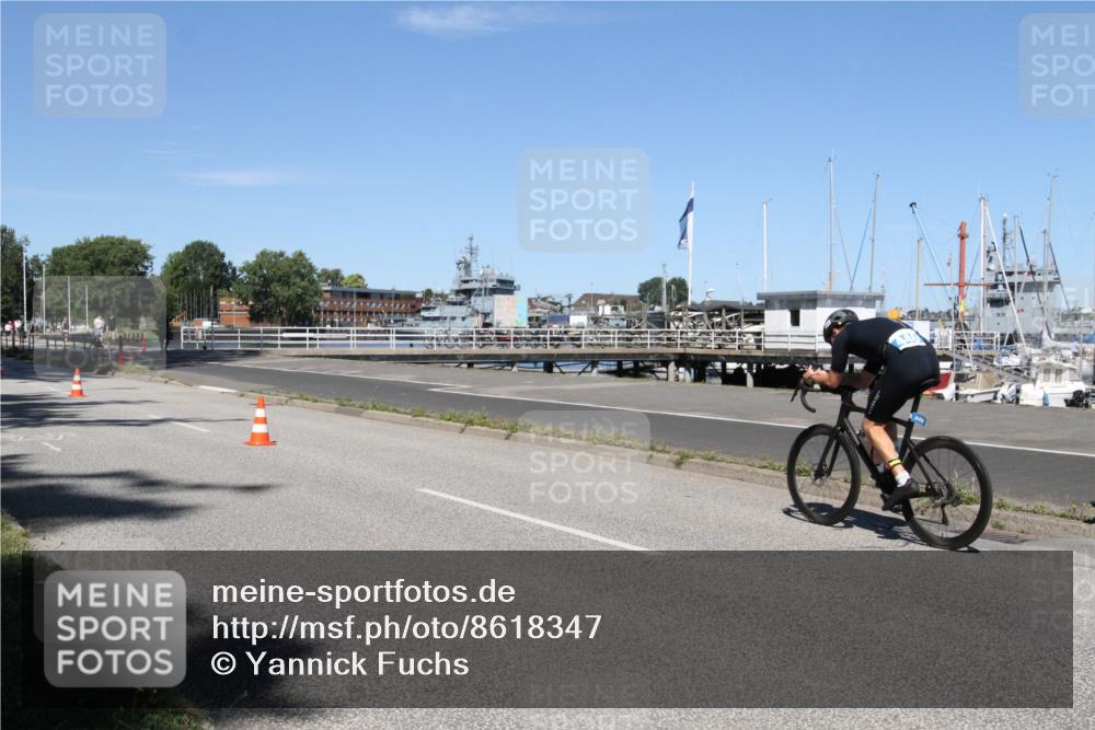 17.08.2025 - KN Förde Triathlon 2025 Yannick Fuchs http://msf.ph/oto/8618347 17.08.2025 12:59:48 Radfahren 403, 408, 440, 457, 511 meine-sportfotos.de