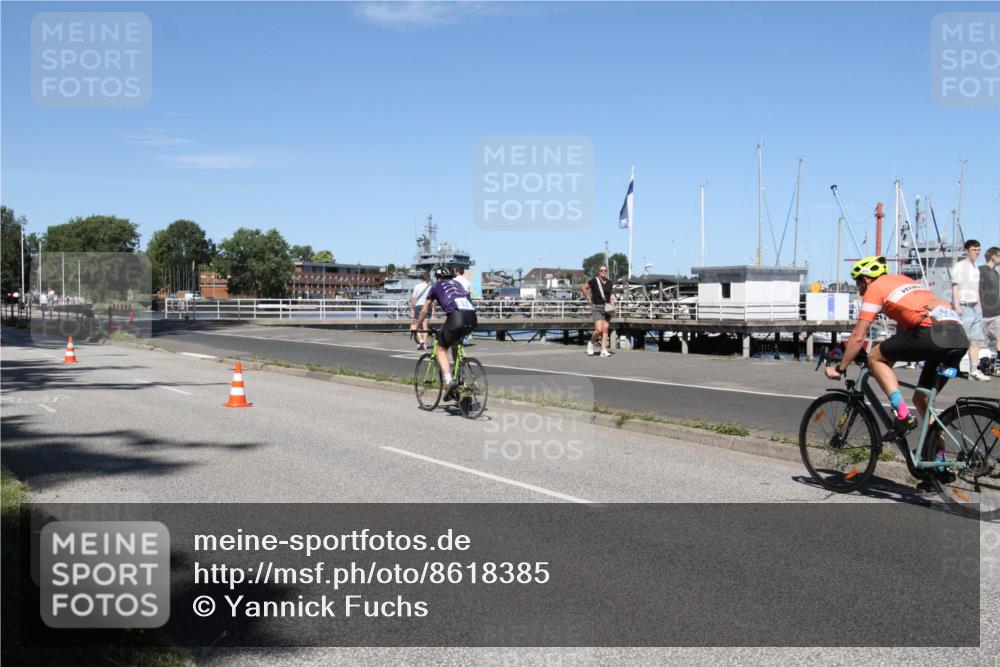 17.08.2025 - KN Förde Triathlon 2025 Yannick Fuchs http://msf.ph/oto/8618385 17.08.2025 13:00:37 Radfahren 512, 516, 522, 541, 546 meine-sportfotos.de