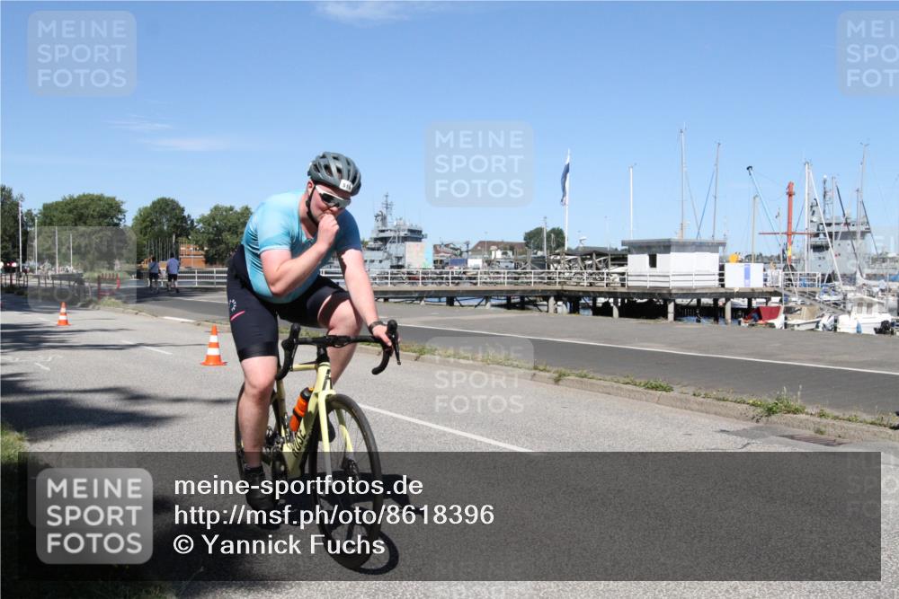 17.08.2025 - KN Förde Triathlon 2025 Yannick Fuchs http://msf.ph/oto/8618396 17.08.2025 13:00:53 Radfahren 395, 404, 424, 519 meine-sportfotos.de
