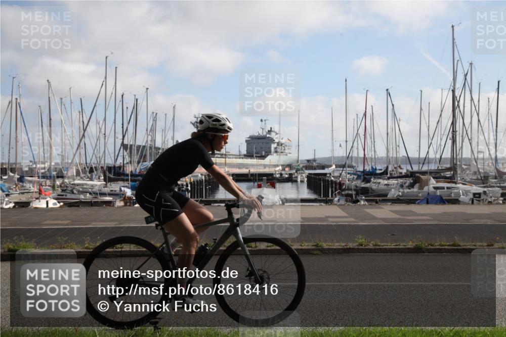 17.08.2025 - KN Förde Triathlon 2025 Yannick Fuchs http://msf.ph/oto/8618416 17.08.2025 09:57:54 Radfahren 120, 150, 243 meine-sportfotos.de