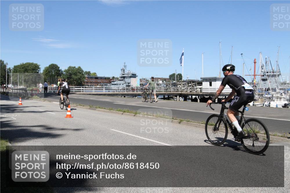 17.08.2025 - KN Förde Triathlon 2025 Yannick Fuchs http://msf.ph/oto/8618450 17.08.2025 13:01:59 Radfahren 450, 458, 502, 542 meine-sportfotos.de