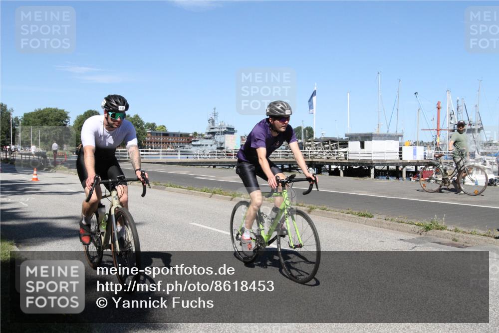 17.08.2025 - KN Förde Triathlon 2025 Yannick Fuchs http://msf.ph/oto/8618453 17.08.2025 13:02:07 Radfahren 402, 516, 522, 527 meine-sportfotos.de