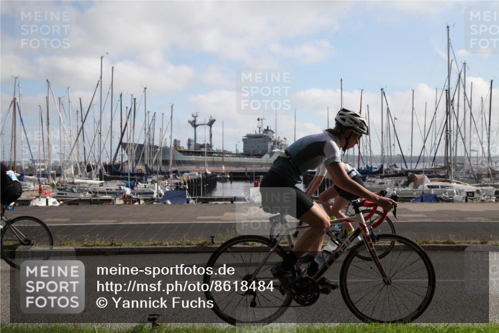 17.08.2025 - KN Förde Triathlon 2025 Yannick Fuchs http://msf.ph/oto/8618484 17.08.2025 10:00:07 Radfahren 118, 120, 173, 179, 189, 192, 240, 241, 248 meine-sportfotos.de