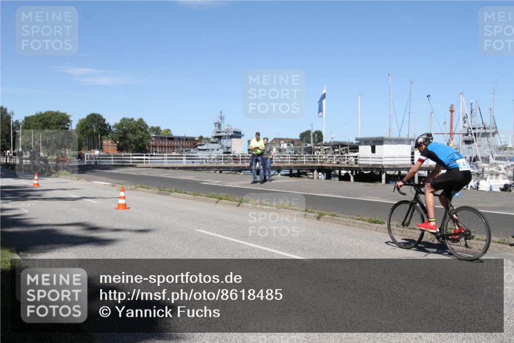 17.08.2025 - KN Förde Triathlon 2025 Yannick Fuchs http://msf.ph/oto/8618485 17.08.2025 13:02:41 Radfahren 411, 430, 472 meine-sportfotos.de