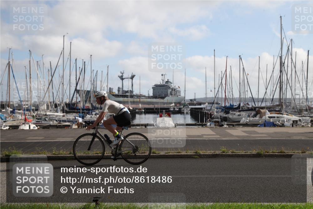 17.08.2025 - KN Förde Triathlon 2025 Yannick Fuchs http://msf.ph/oto/8618486 17.08.2025 10:00:07 Radfahren 118, 120, 173, 179, 189, 192, 240, 241, 248 meine-sportfotos.de