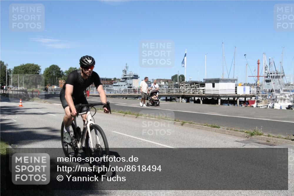 17.08.2025 - KN Förde Triathlon 2025 Yannick Fuchs http://msf.ph/oto/8618494 17.08.2025 13:02:59 Radfahren 434, 446, 471 meine-sportfotos.de