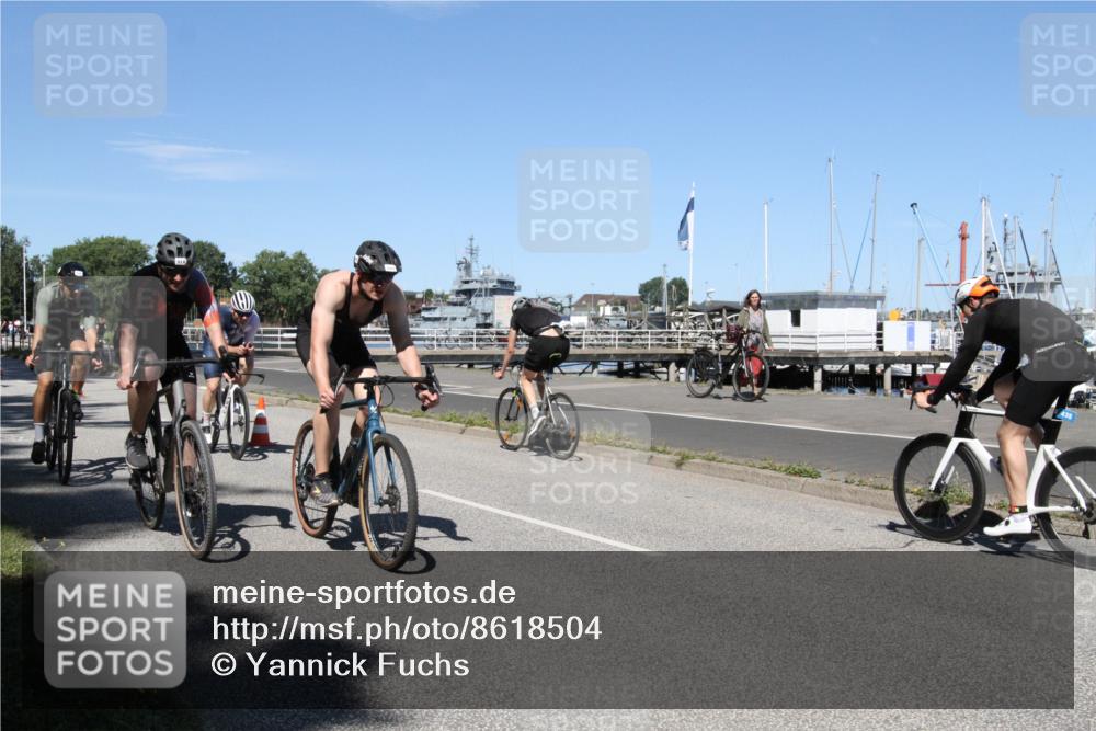 17.08.2025 - KN Förde Triathlon 2025 Yannick Fuchs http://msf.ph/oto/8618504 17.08.2025 13:03:11 Radfahren 398, 435, 437, 464, 473, 494, 509, 514, 515, 517, 520, 524, 549 meine-sportfotos.de