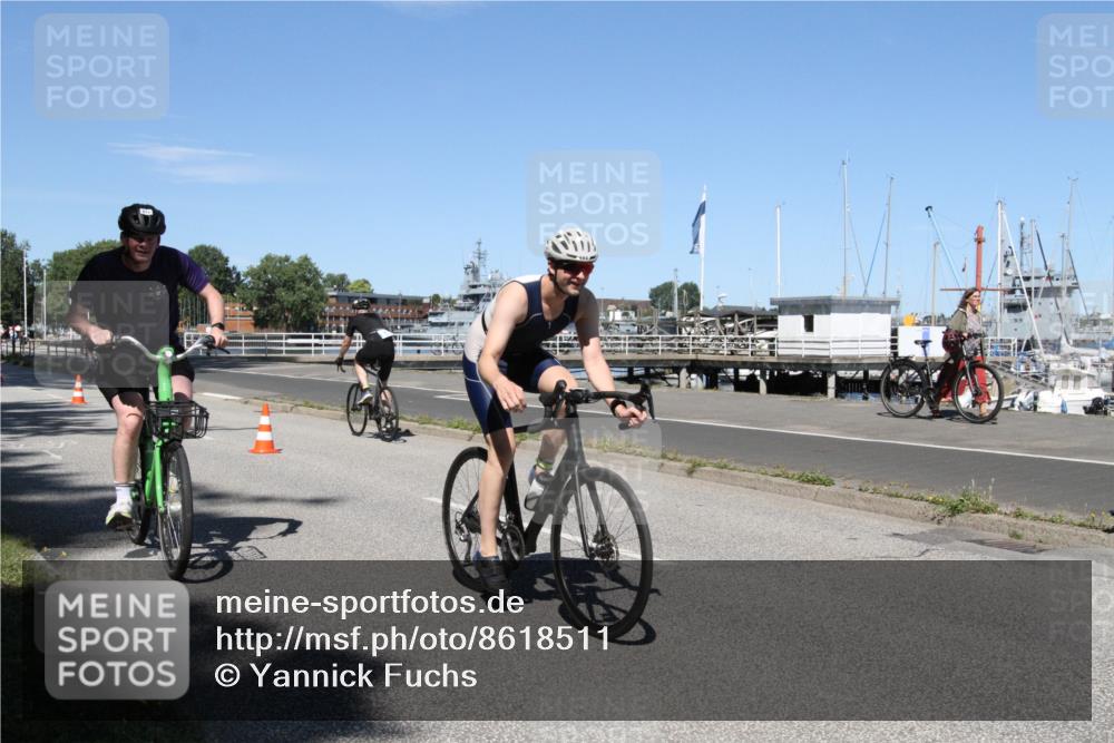 17.08.2025 - KN Förde Triathlon 2025 Yannick Fuchs http://msf.ph/oto/8618511 17.08.2025 13:03:13 Radfahren 398, 435, 437, 464, 473, 494, 509, 514, 515, 517, 520, 524, 549 meine-sportfotos.de