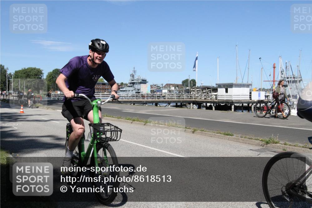 17.08.2025 - KN Förde Triathlon 2025 Yannick Fuchs http://msf.ph/oto/8618513 17.08.2025 13:03:14 Radfahren 398, 435, 437, 448, 464, 473, 494, 509, 514, 515, 517, 520, 524, 549 meine-sportfotos.de