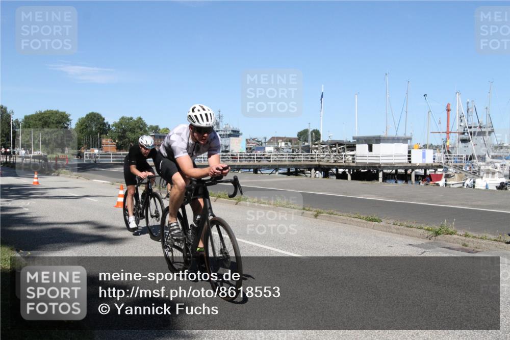 17.08.2025 - KN Förde Triathlon 2025 Yannick Fuchs http://msf.ph/oto/8618553 17.08.2025 13:03:58 Radfahren 401, 409, 411, 412, 460, 461, 467 meine-sportfotos.de