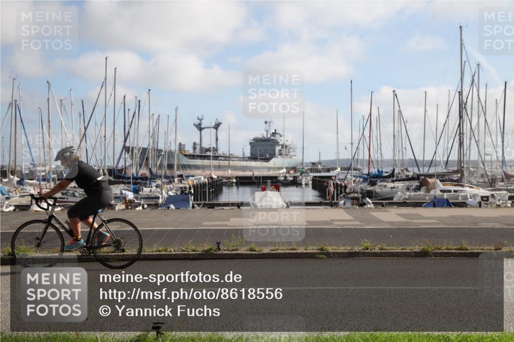 17.08.2025 - KN Förde Triathlon 2025 Yannick Fuchs http://msf.ph/oto/8618556 17.08.2025 10:02:06 Radfahren 189, 194, 221 meine-sportfotos.de