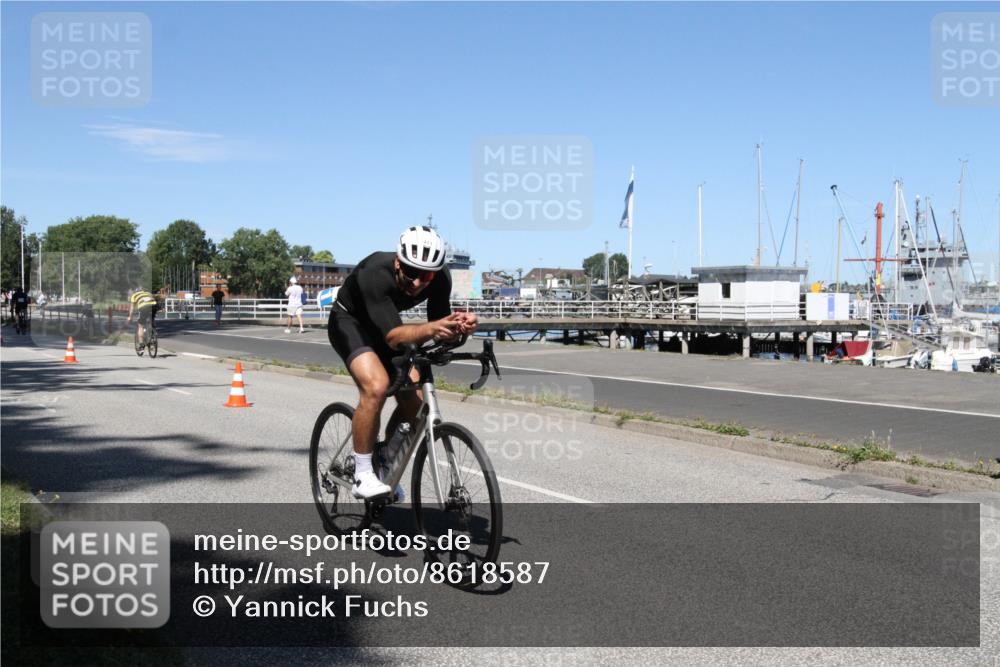 17.08.2025 - KN Förde Triathlon 2025 Yannick Fuchs http://msf.ph/oto/8618587 17.08.2025 13:04:32 Radfahren 430, 453, 465, 469, 470, 471, 485 meine-sportfotos.de