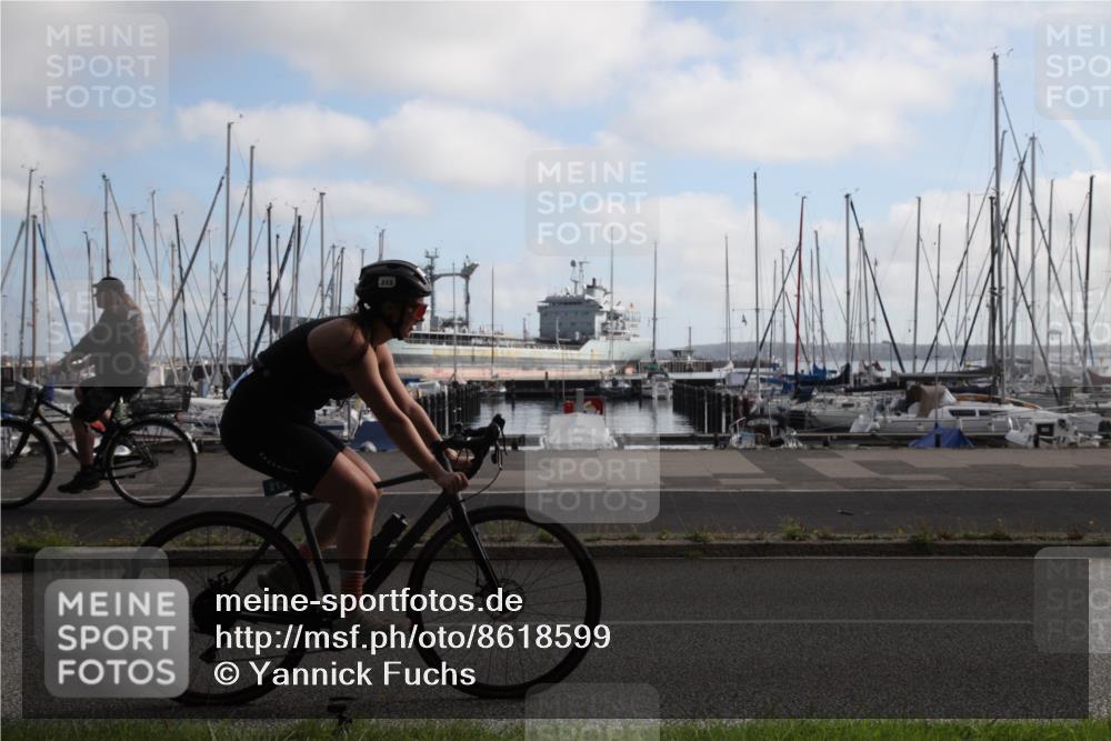 17.08.2025 - KN Förde Triathlon 2025 Yannick Fuchs http://msf.ph/oto/8618599 17.08.2025 10:03:32 Radfahren 149, 158, 183, 202, 213, 215, 223, 242 meine-sportfotos.de