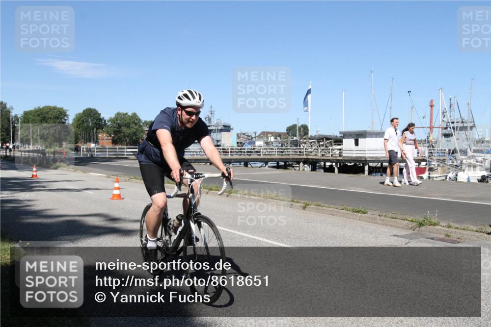 17.08.2025 - KN Förde Triathlon 2025 Yannick Fuchs http://msf.ph/oto/8618651 17.08.2025 13:05:59 Radfahren 421, 436, 455, 533 meine-sportfotos.de