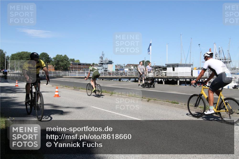 17.08.2025 - KN Förde Triathlon 2025 Yannick Fuchs http://msf.ph/oto/8618660 17.08.2025 13:06:10 Radfahren 403, 421, 453, 470, 483, 487, 500, 548 meine-sportfotos.de
