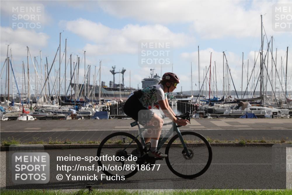 17.08.2025 - KN Förde Triathlon 2025 Yannick Fuchs http://msf.ph/oto/8618677 17.08.2025 10:05:19 Radfahren 215, 223, 242 meine-sportfotos.de