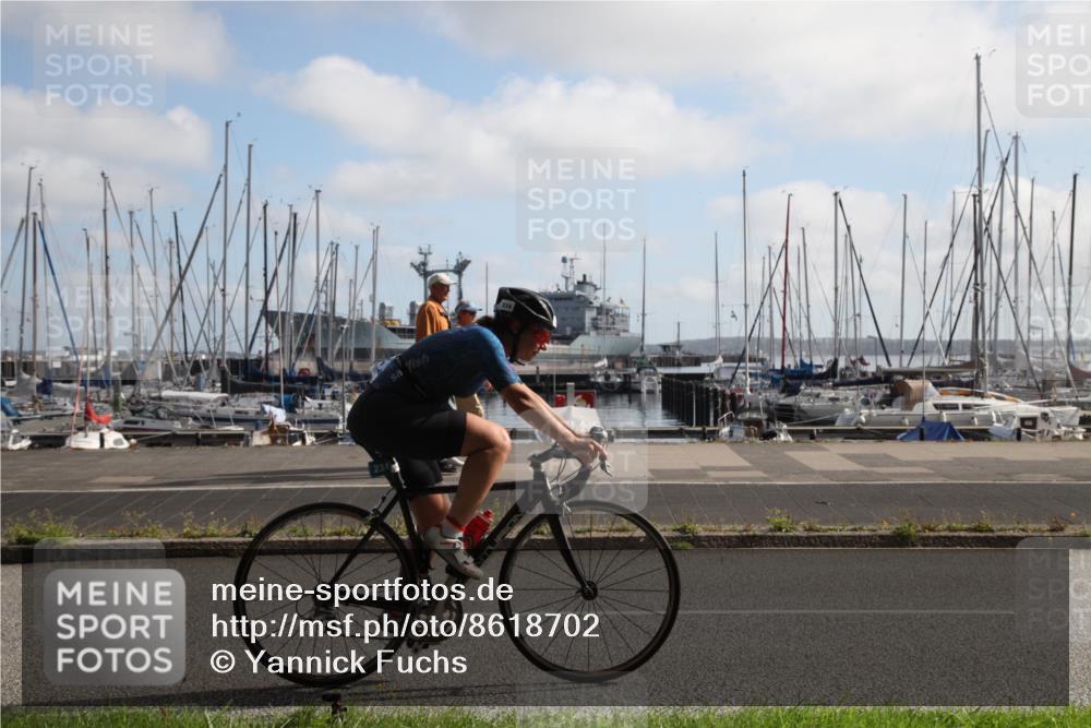 17.08.2025 - KN Förde Triathlon 2025 Yannick Fuchs http://msf.ph/oto/8618702 17.08.2025 10:05:56 Radfahren 160, 174, 207, 210, 234 meine-sportfotos.de