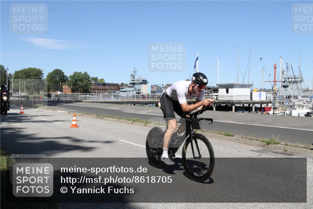 17.08.2025 - KN Förde Triathlon 2025 Yannick Fuchs http://msf.ph/oto/8618705 17.08.2025 13:06:53 Radfahren 413, 415, 417, 422, 426, 498 meine-sportfotos.de