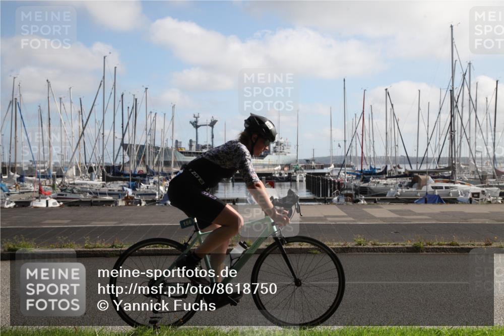 17.08.2025 - KN Förde Triathlon 2025 Yannick Fuchs http://msf.ph/oto/8618750 17.08.2025 10:06:56 Radfahren 156, 208 meine-sportfotos.de