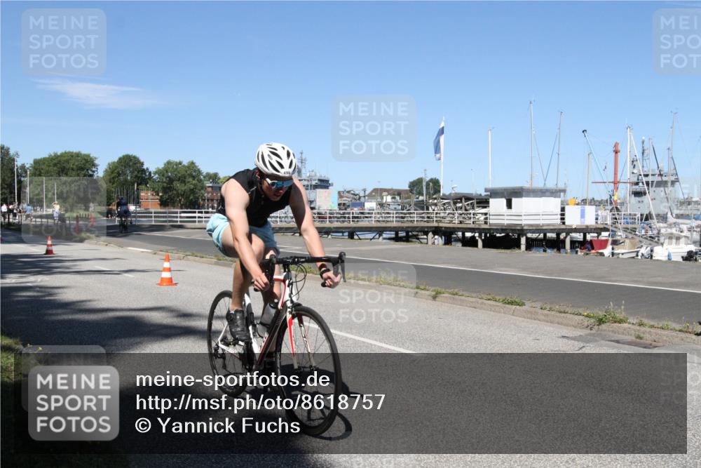 17.08.2025 - KN Förde Triathlon 2025 Yannick Fuchs http://msf.ph/oto/8618757 17.08.2025 13:08:03 Radfahren 419, 490, 526 meine-sportfotos.de